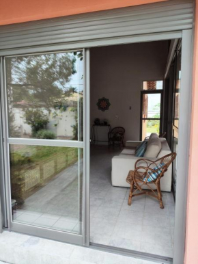 Casa na Boraceia, 100 M praia c roupas cama e banho
